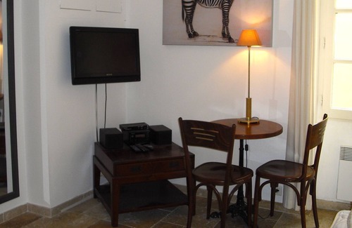 Old Town Apartment | Beautiful studio in the heart of Saint Tropez