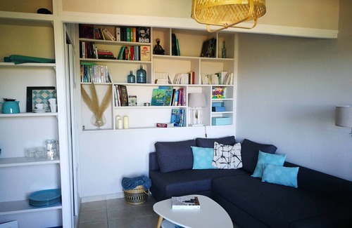 Saint-Jeannet Apartment | Between sea and mountain