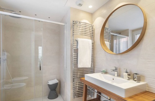 Cap-Ferrat Apartment | By Five Stars Holiday House