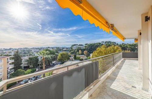 Le Cannet Apartment | CANNET - Appart 4 pers avec vue mer et belles terrasses