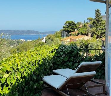 Cavalaire-sur-Mer House | Holidayhome with a view - Les Lucines