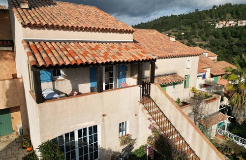 Les Issambres House | House 8 pers. Sea view in private domain, at the edge of the forest; Mountain biking, hiking