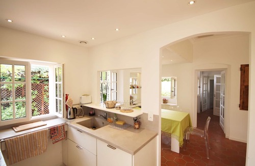 Saint-Tropez City Centre House | House, greenery and pool in the heart of Saint-Tropez.