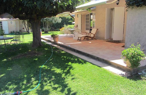 Saint-Tropez City Centre House | House, greenery and pool in the heart of Saint-Tropez.