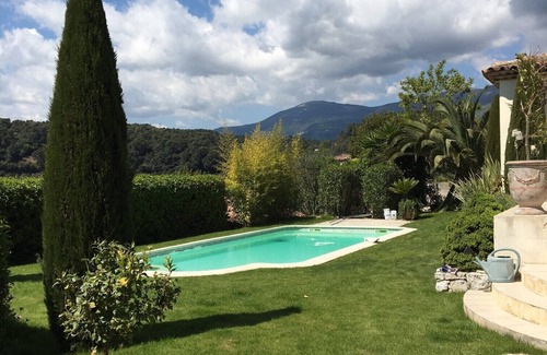 Vence House | Idyllic setting Bastide family view Saint Paul de Vence and sea