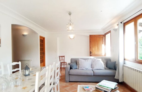 Le Bar-sur-Loup Apartment | LA PASCALINE - LOCATIONS-06 - FLAT IN VILLA ON TEH FRENCH RIVIERA