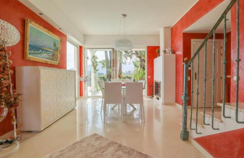 Menton Villa | "Le Clos des Guillons" Piscine, Vue imprenable, Parkings