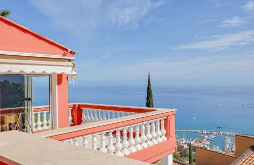 Menton Villa | "Le Clos des Guillons" Piscine, Vue imprenable, Parkings