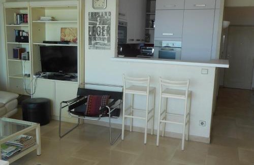 Villeneuve Loubet Beach Apartment | Location Appart Climatisé - 4 Couchages - Villeneuve-Loubet Plage - FR-1-252A-32