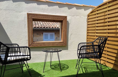 Old Town Apartment | Maison Sibille - Centre Saint-Tropez - CH6