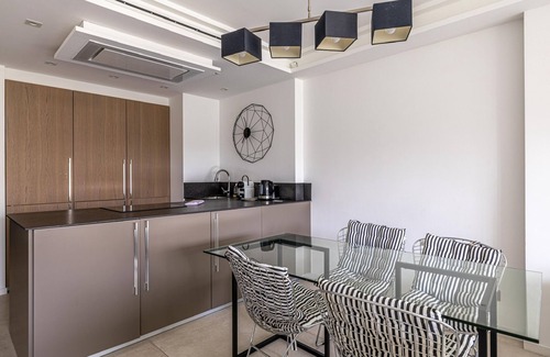 Cannes City Centre Apartment | Ocean Front family apartment at Mondrian Hotel on the Croisette