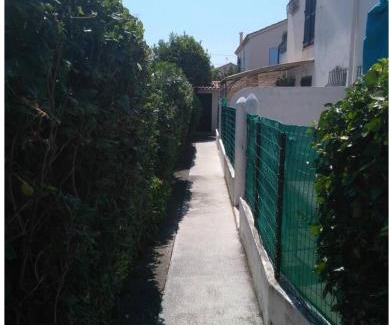 Villeneuve-Loubet Apartment | Paraliamou