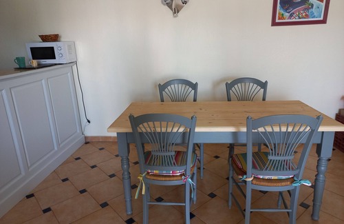 Sainte-Maxime Apartment | Pleasant T3 apartment in a quiet luxury residence with swimming pool