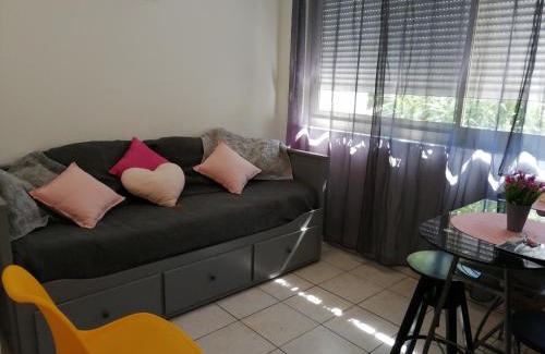 Villeneuve Loubet Beach Apartment | STUDIO MARINA BAIE DES ANGES