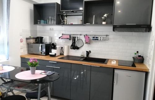 Villeneuve Loubet Beach Apartment | STUDIO MARINA BAIE DES ANGES