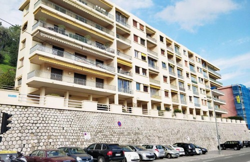 Villefranche-sur-Mer Apartment | Vintage flat on Villefranche bay Free car-park