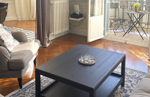 Nice City Centre Apartment | 08. A beautiful and roomy bourgeoise apartment in Nice with top location