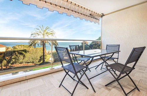 La Croix des Gardes Apartment | 1 bedroom lovely apartment in Cannes
