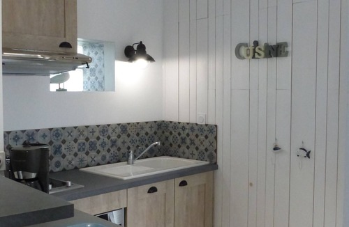 Saint-Gilles-Croix-de-Vie House | 100 M FROM BOISVINET BEACH, SMALL FISHERMAN'S COTTAGE