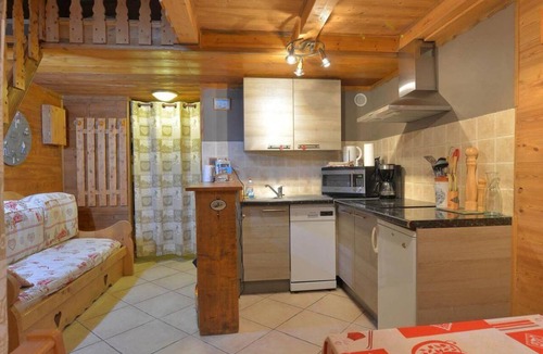 Arc-2000 Apartment | 100m from resort center, 8th floor, balcony, tv, 40m², Les Arcs