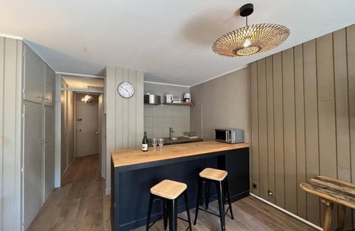 Pra Loup Apartment | 100m from resort center, 8th floor, balcony, parking, tv, ski locker, 30m², Pra Loup