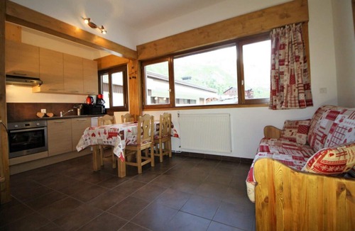 Les Almes Apartment | 100m from resort center, Ground floor, tv, ski locker, 40m², Tignes