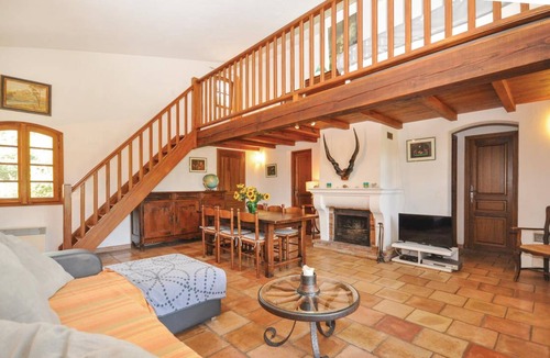 Saint-Cezaire-sur-Siagne House | 120 m² House ∙ 3 bedrooms ∙ 6 guests