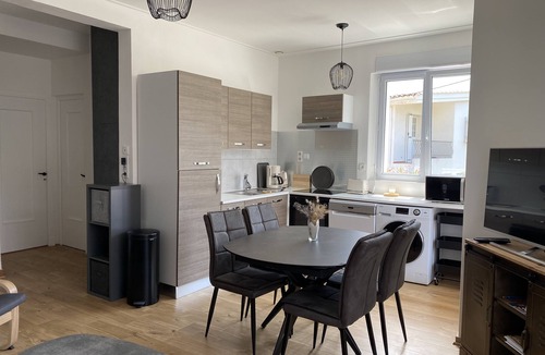 Agay Apartment | 120 m from the beach-sea view-terrace-garden-parking-2 bedrooms-6 people
