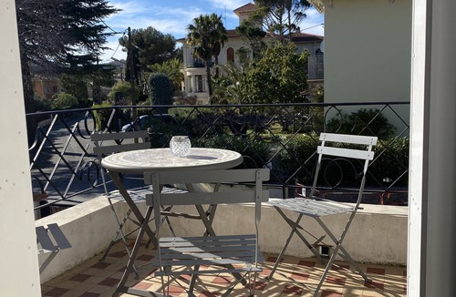 Agay Apartment | 120 m from the beach-sea view-terrace-garden-parking-2 bedrooms-6 people