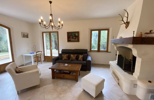 Tourrettes-sur-Loup House | 130 m² House ∙ 3 bedrooms ∙ 8 guests