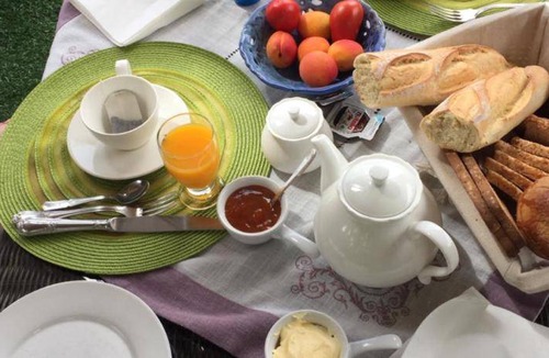Le Bar-sur-Loup Bed & Breakfast | 14 m² Bed and breakfast ∙ 2 guests