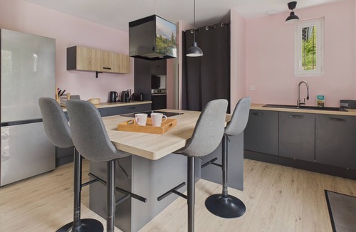Andernos-les-Bains House | 150m from the beach, house with garden for 9