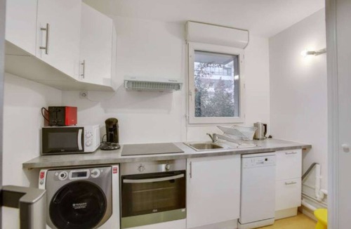 Saint-Denis Apartment | 1BR Paris 10th - Gare du Nord - Stade de France