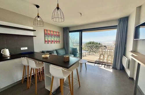 La Tranche-sur-Mer Apartment | 2-bedroom apartment, balcony, beach access, pool, parking, pets allowed - La Tranche-sur-Mer