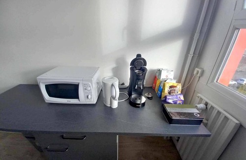 Saint-Vincent Apartment | 2-bedroom apartment (57 m²) with a balcony near the SNCF train station—free Wi-Fi, Netflix, and complimentary coffee and tea