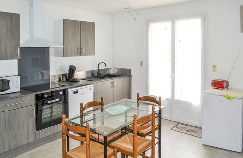 Langon House | 2 bedroom awesome home in Langon