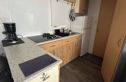 Castillonnes House | 2-Bedroom Family Mobile Home – Peaceful & Natural Setting in Castillonnès