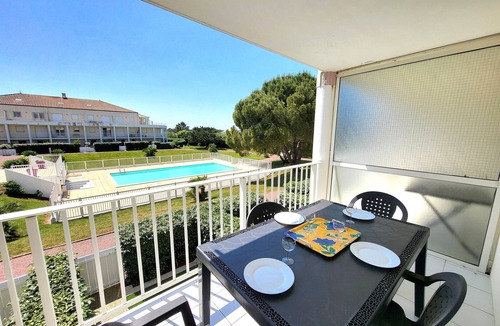Chateau-d'Olonne Apartment | 2-room apartment with pool and Wi-Fi, near Tanchet beach