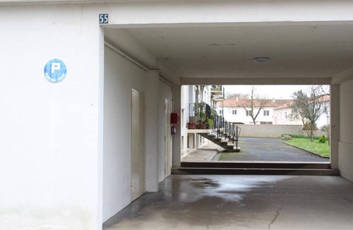 La Rochelle Apartment | 2-room apartment with parking near La Rochelle center