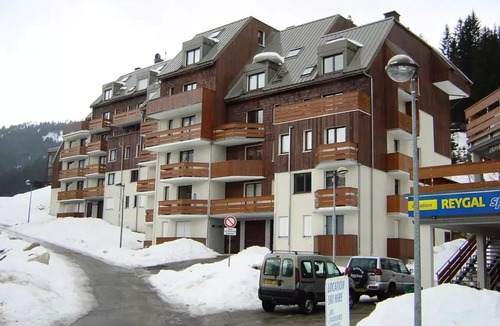 Le Pleynet Apartment | 2 ROOMS SLEEPS 4