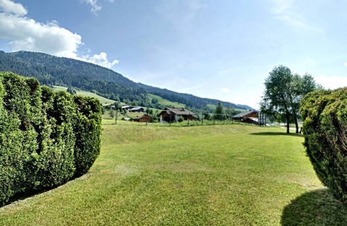 Praz-sur-Arly Apartment | 2 VARAOC - 2 rooms near ski slopes