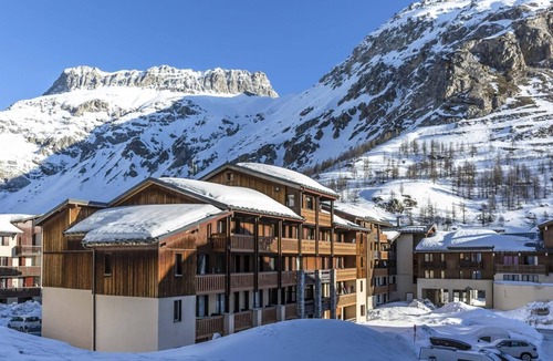 Val-d'Isere Apartment | 200m from resort center, balcony, tv, ski locker, 26-30m², Val d'Isère