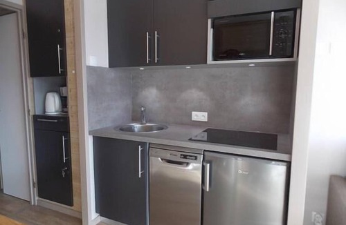 Saint-Julien-Mont-Denis Apartment | 200m from resort center, 4th floor, view mountain, balcony, tv, ski locker, 23m², La Plagne