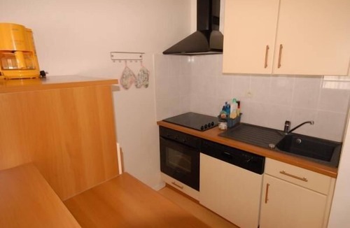 Eaux-Bonnes Apartment | 20m from resort center, 3rd floor, view ski slopes, fitness, swimming pool, sauna, tv, ski locker