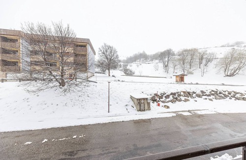 Saint-Francois-Longchamp Apartment | 24m² Studio for 4 - Balcony & Ski-in/Ski-out