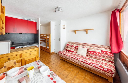 Saint-Francois-Longchamp Apartment | 24m² Studio for 4 - Balcony & Ski-in/Ski-out
