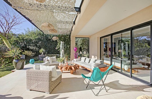 Guerrevieille Resort | 2500 m² Luxury rental ∙ 5 bedrooms ∙ 10 guests