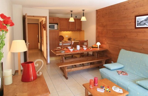 Plan Peisey Apartment | 250m from resort center, swimming pool, terrace, balcony, tv, ski locker, 32-34m², Peisey-Vallandry