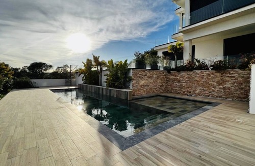 Villeneuve-Loubet Apartment | 3 Bedroom Apartment in Villeneuve-Loubet