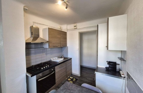 Les Sablettes Apartment | 3 Bedroom Apartment, Sea View, walk to all